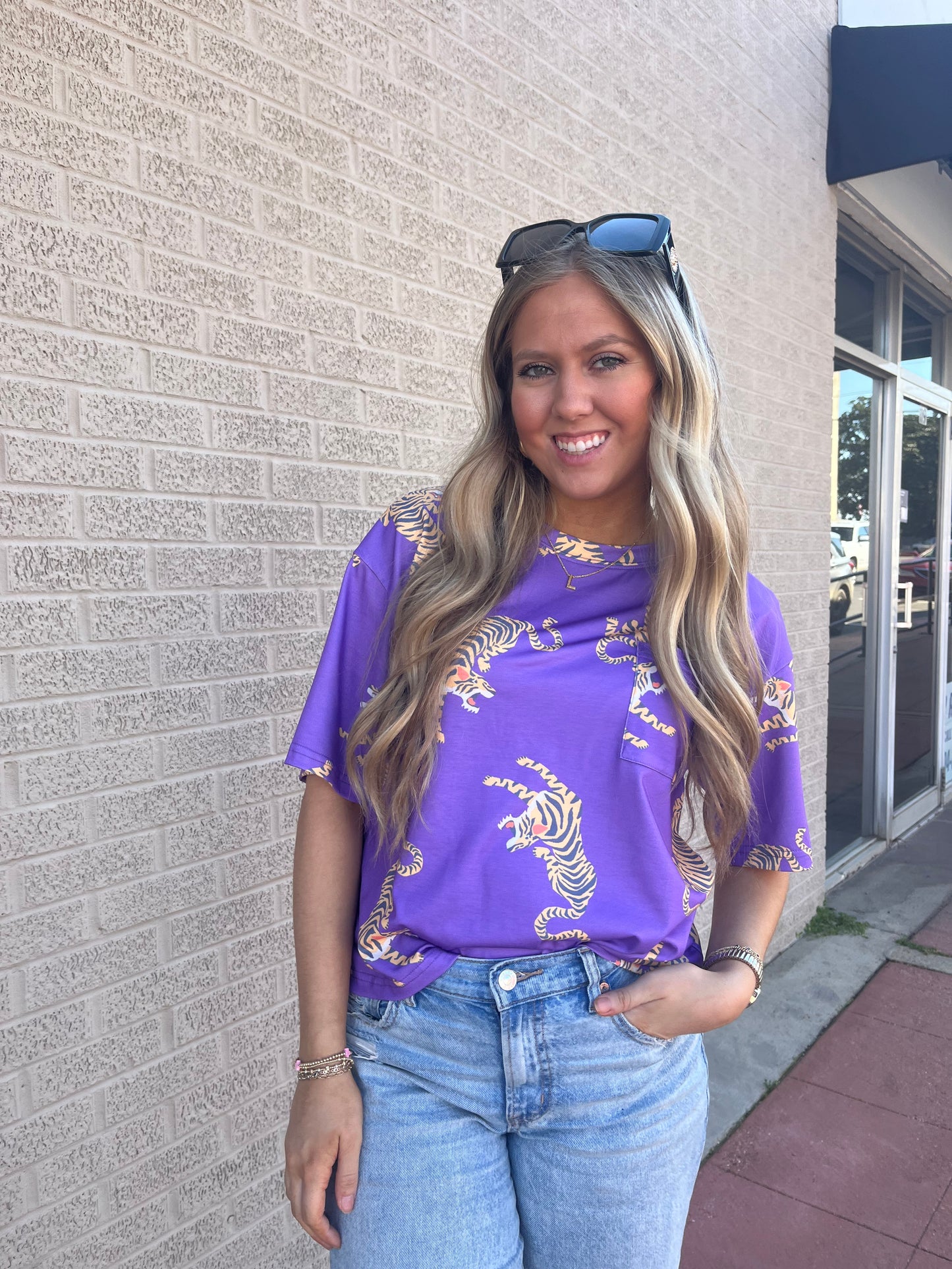 Tiger tee